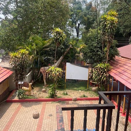 Hotel Madhura Belgaum Extérieur photo